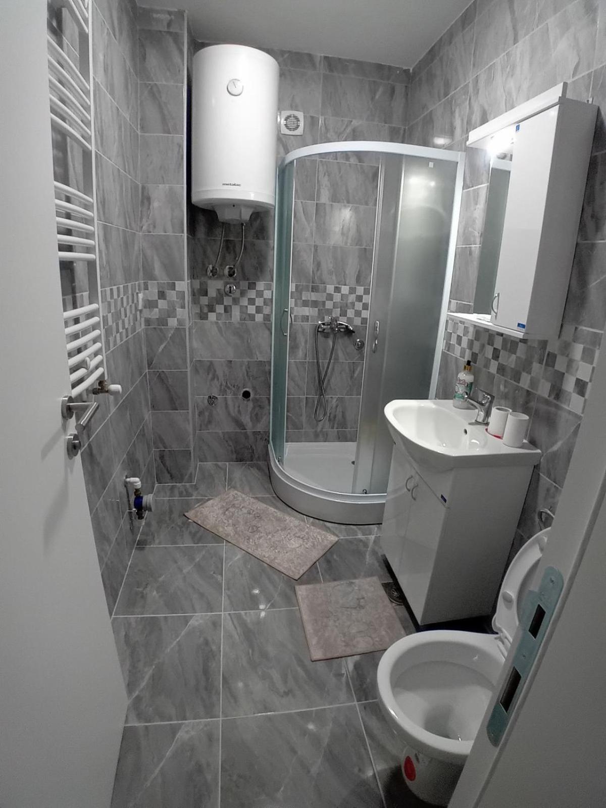 Aqua 1 * Jagodina